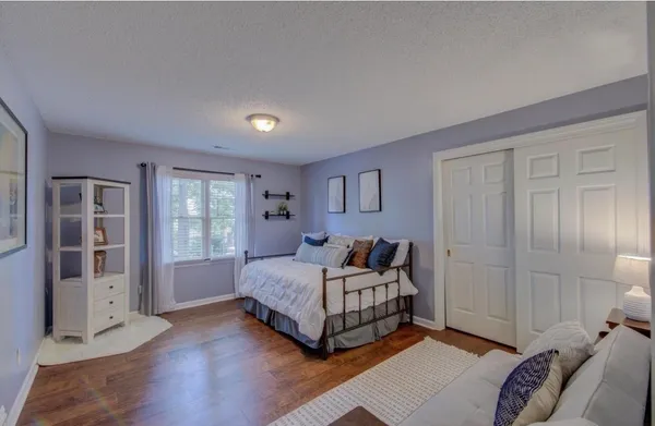 $2,950 | 8327 Poplar Pike, Germantown, TN 38138