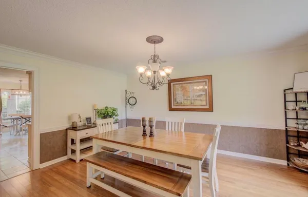 $2,950 | 8327 Poplar Pike, Germantown, TN 38138