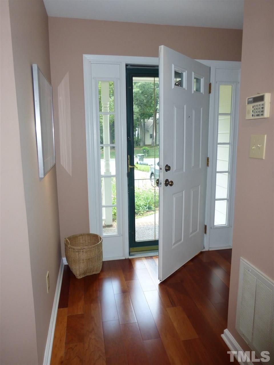1216 Oakside Court Raleigh, NC 27609 - Photo 6 of 24 Gallery Image 6