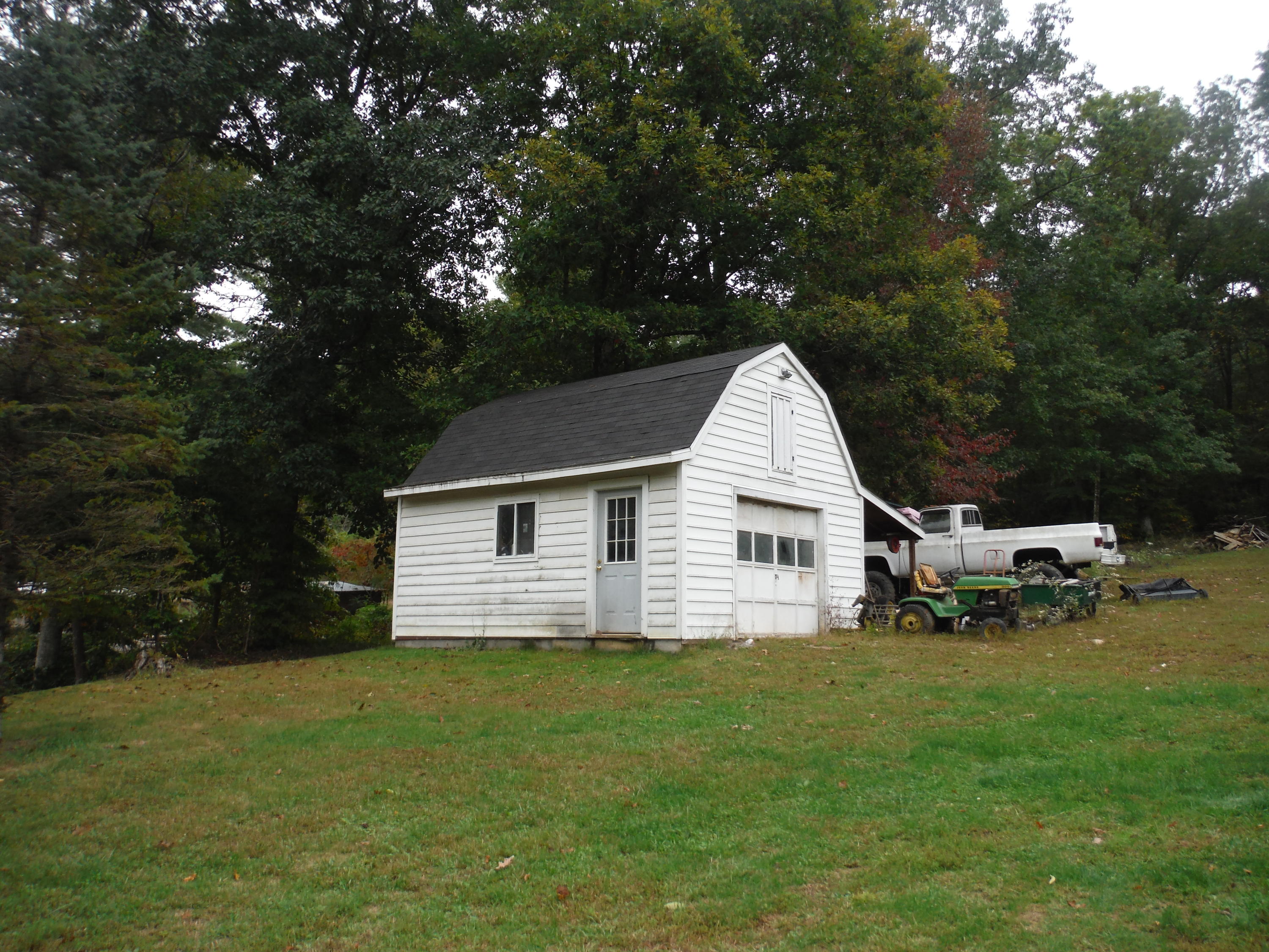30 Monroe Draft Road Caldwell, WV 24925 - Photo 2 of 29 Gallery Image 2