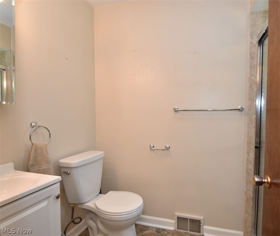 647 Garnette Road Akron, OH 44313 - Photo 19 of 25