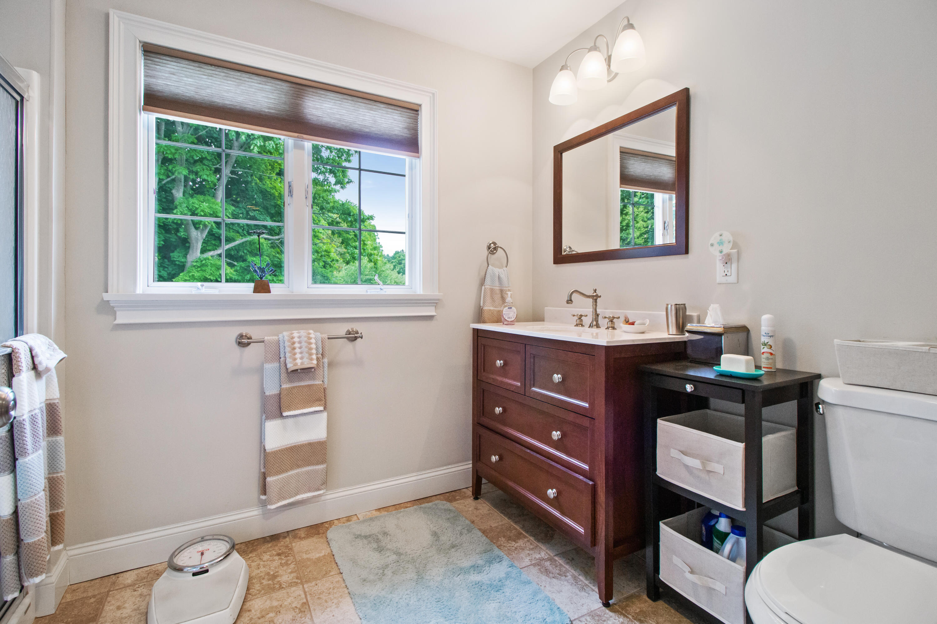 35 Pepperrell Road Kittery, ME 03905 - Photo 23 of 50 upstairs hall bath with shower