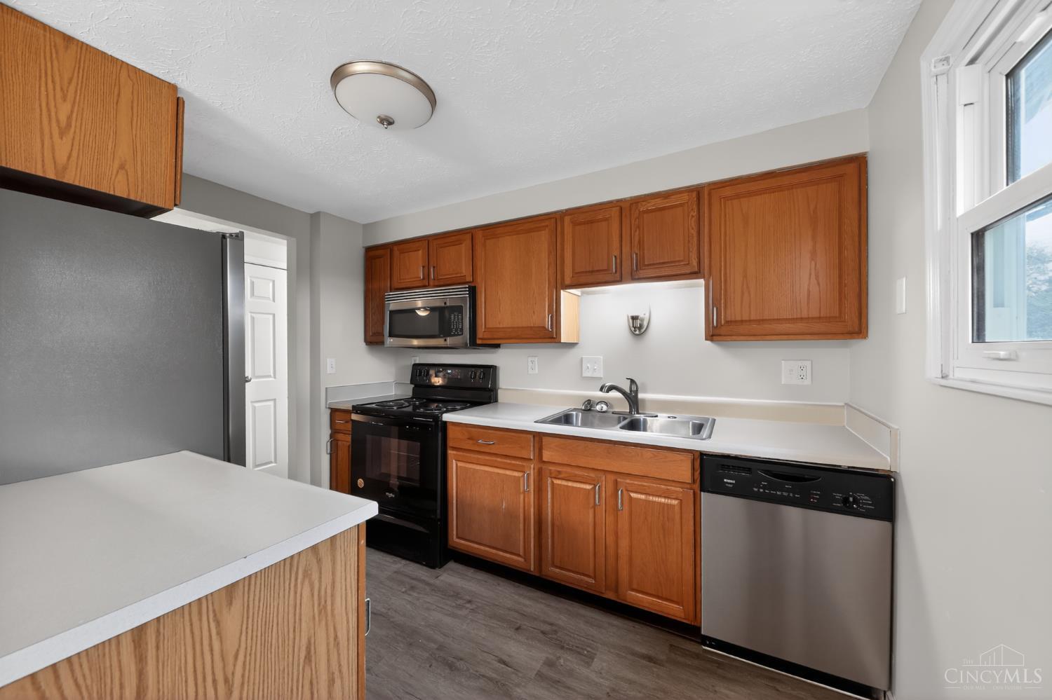 11512 Pippin Road Cincinnati, OH 45231 - Photo 13 of 30