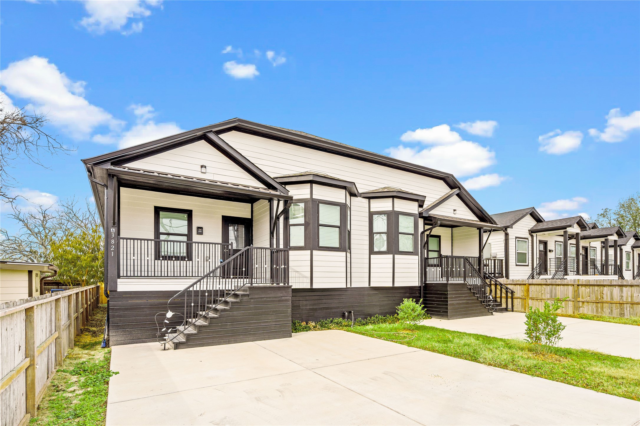 3821 Easy Street, Unit A Houston, TX 77026 - Photo 2 of 10 a front view of a house with a yard