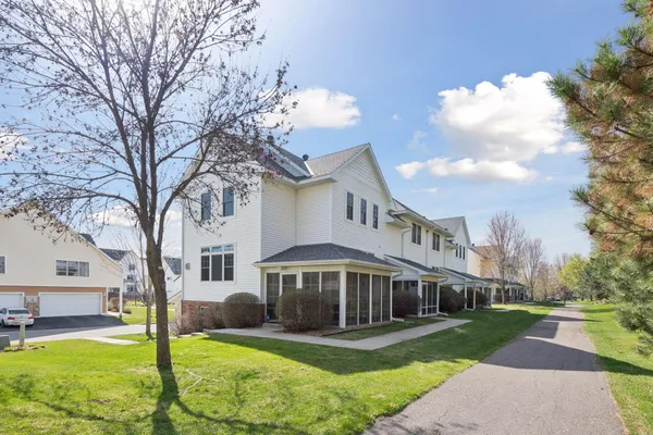 $334,900 | 2133 Village Trail, Mound, MN 55364