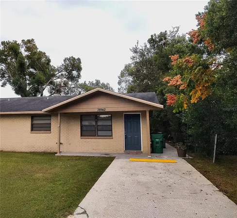 $1,450 | 38942 9th Avenue, Zephyrhills, FL 33542