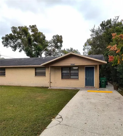 $1,450 | 38942 9th Avenue, Zephyrhills, FL 33542