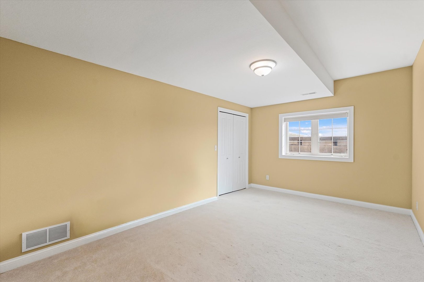 2595 500 East Mahomet, IL 61853 - Photo 45 of 84 a view of an empty room with a window