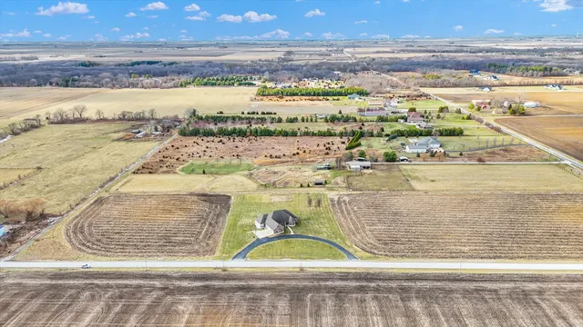 $750,000 | 2595 500 East, Mahomet, IL 61853