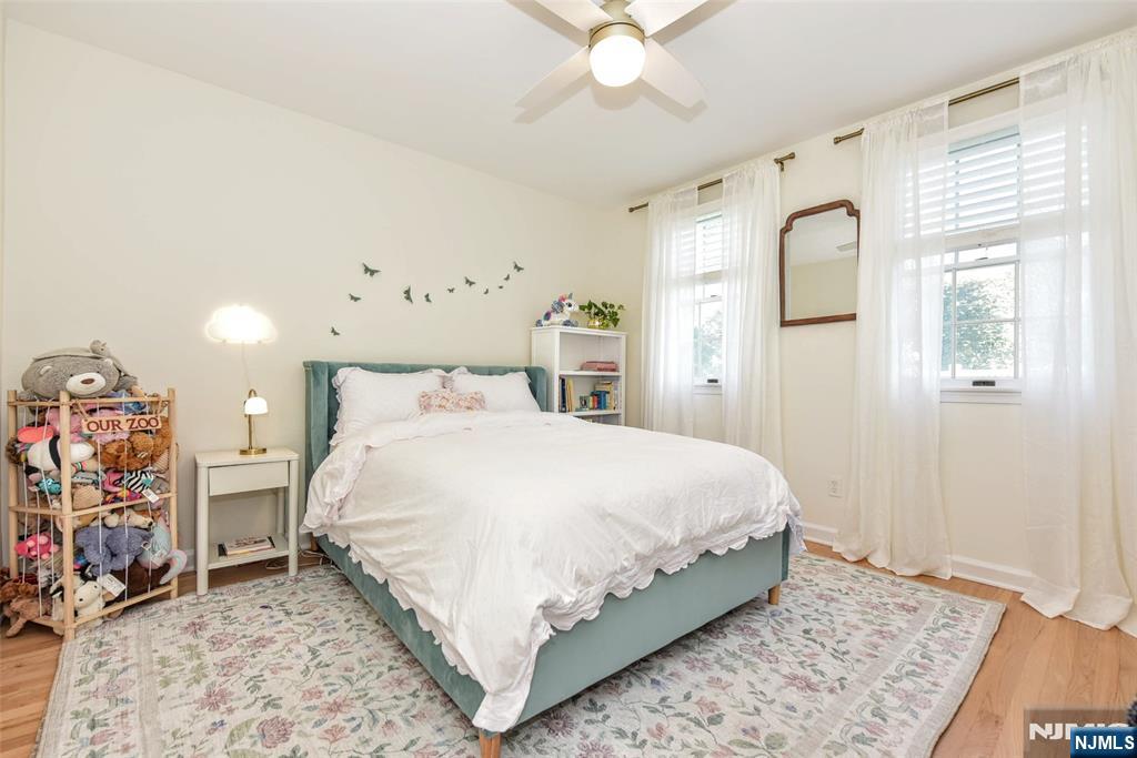 379 Martom Road Wyckoff, NJ 07481 - Photo 20 of 43 Gallery Image 20