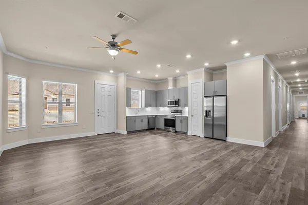 $2,459 | 4781 Luxe Lane, Unit 712A, Denton, TX 76207