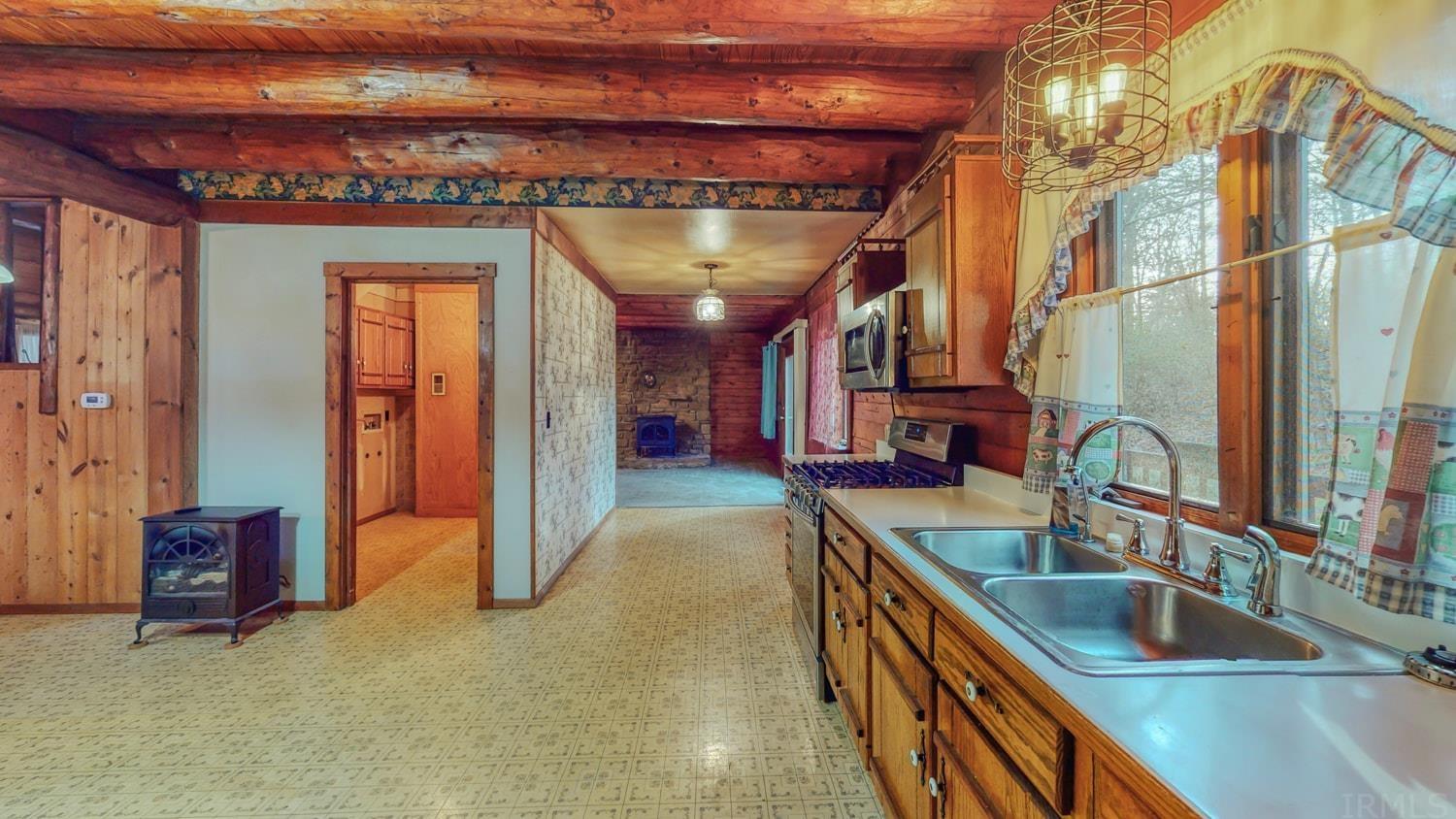 8079 Zikes Road South Bloomington, IN 47401 - Photo 13 of 36 Gallery Image 13