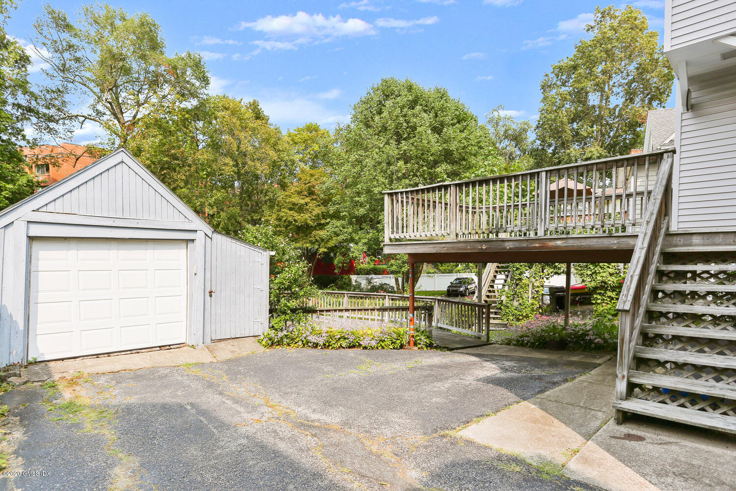 50 Locust Street Greenwich, CT 06830 - Photo 20 of 25 50 Locust St Greenwich CT-large-034-034-