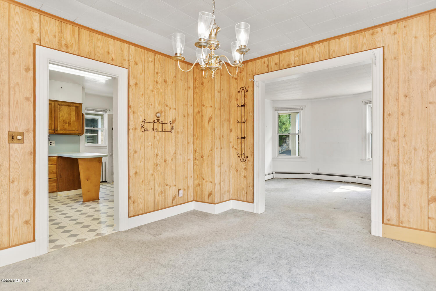 50 Locust Street Greenwich, CT 06830 - Photo 6 of 25 50 Locust St Greenwich CT-large-012-019-