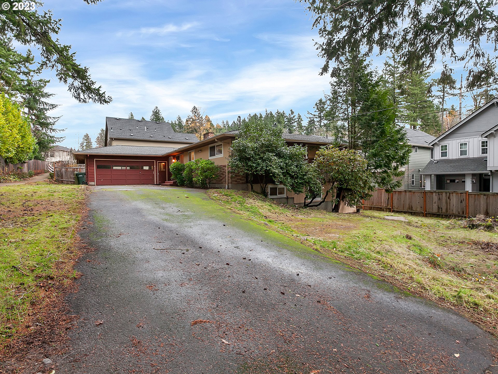 930 Southwest 95th Avenue Portland, OR 97225 - Photo 2 of 39 Exterior