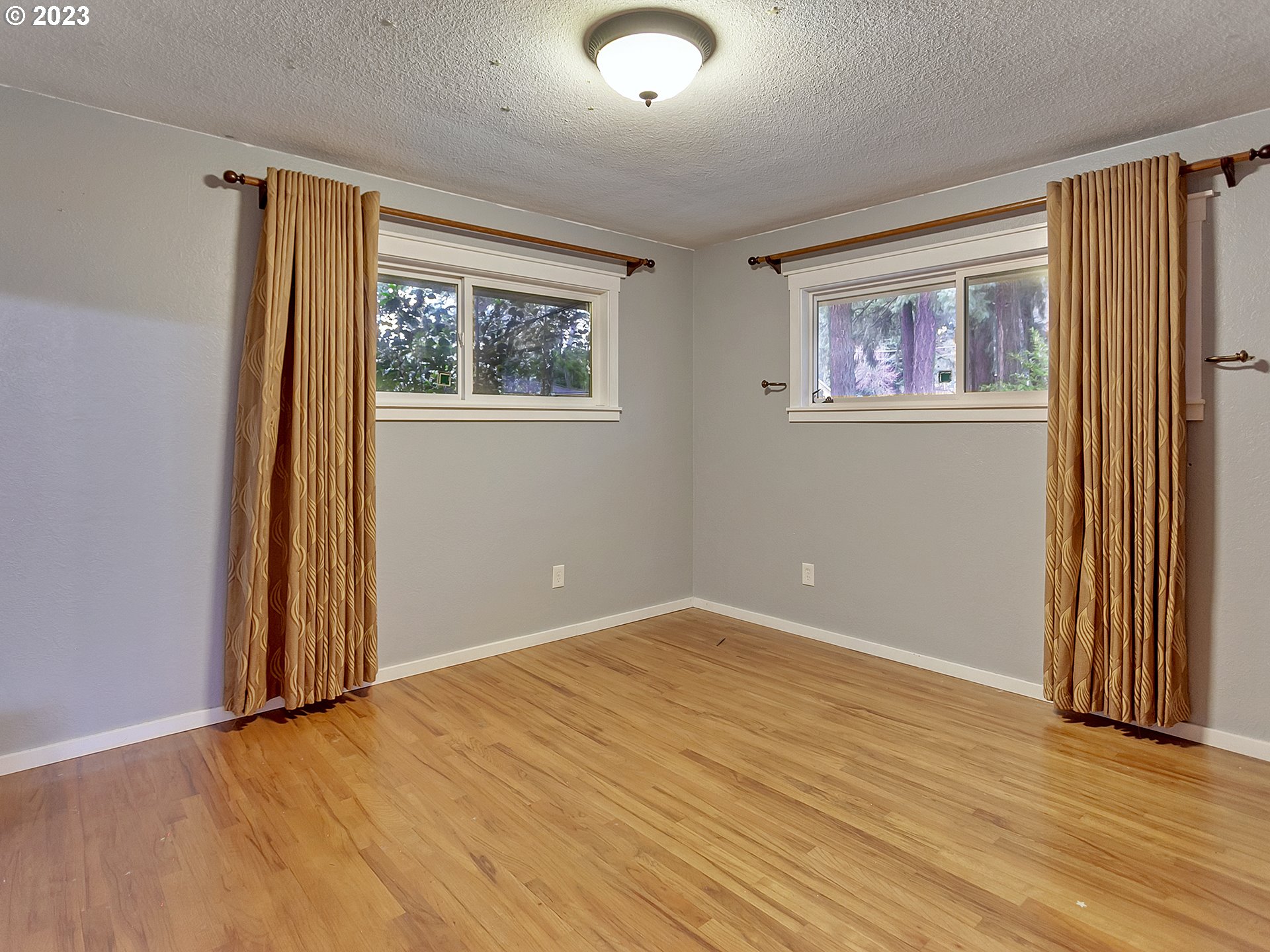 930 Southwest 95th Avenue Portland, OR 97225 - Photo 24 of 39 Bedroom