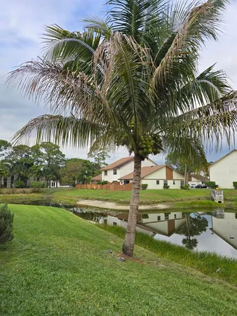 $2,800 | 1120 Parkside Green Drive, Unit C, Greenacres, FL 33415