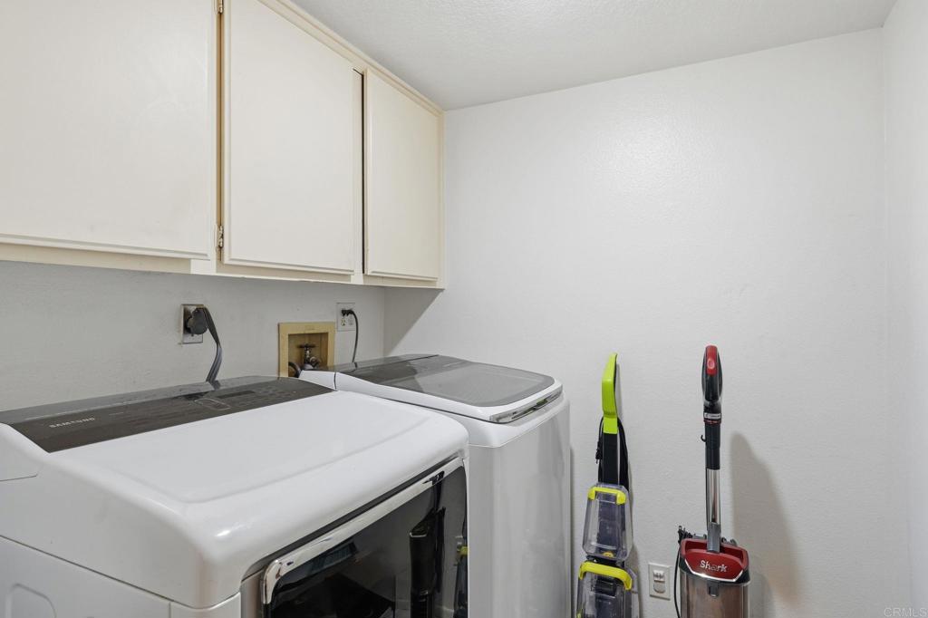 25252 Misty Ridge Mission Viejo, CA 92692 - Photo 19 of 42 a utility room with dryer and washer