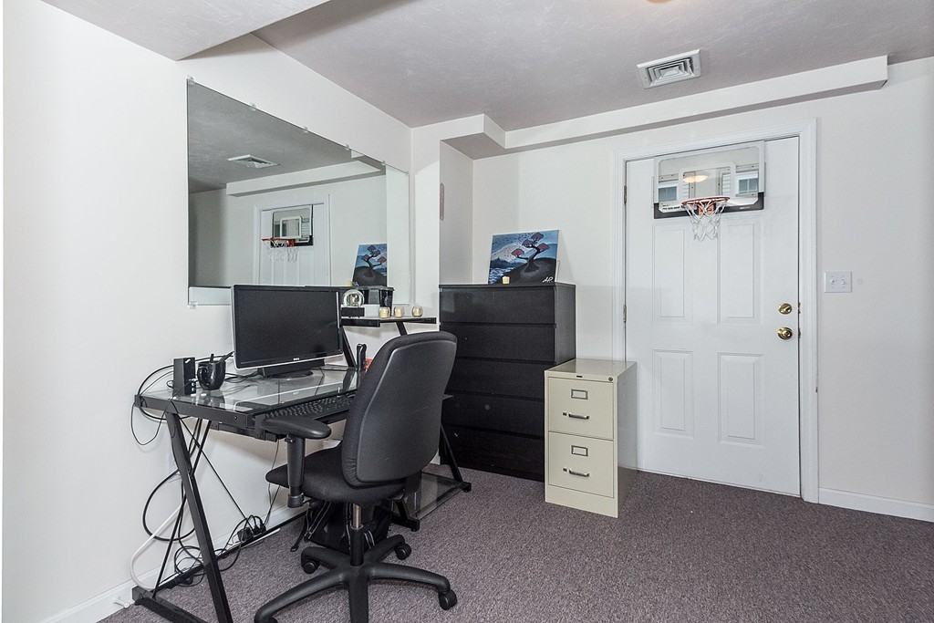 1005 Trapelo Road, Unit 6 Waltham, MA 02452 - Photo 2 of 24 Gallery Image 2