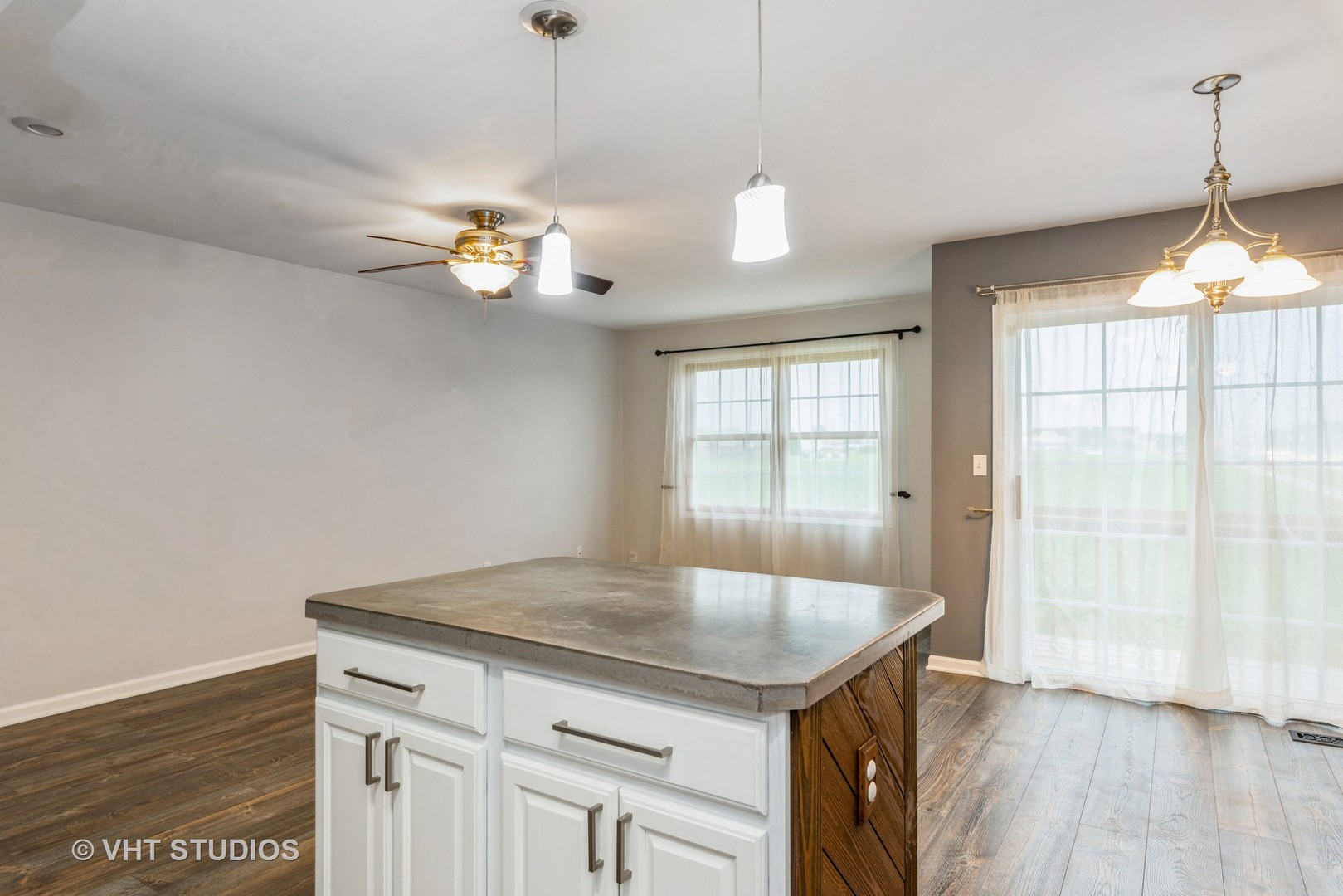 680 South Peace Road, Unit 680 Sycamore, IL 60178 - Photo 8 of 24