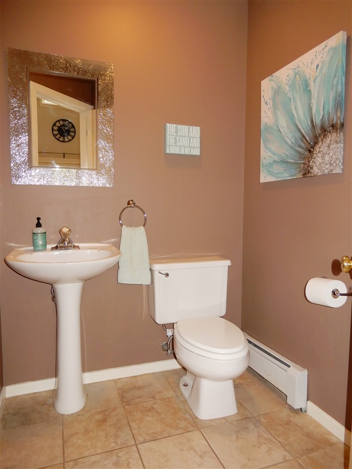 28 Eastman Farm Road Burlington, VT 05408 - Photo 9 of 40 Gallery Image 9