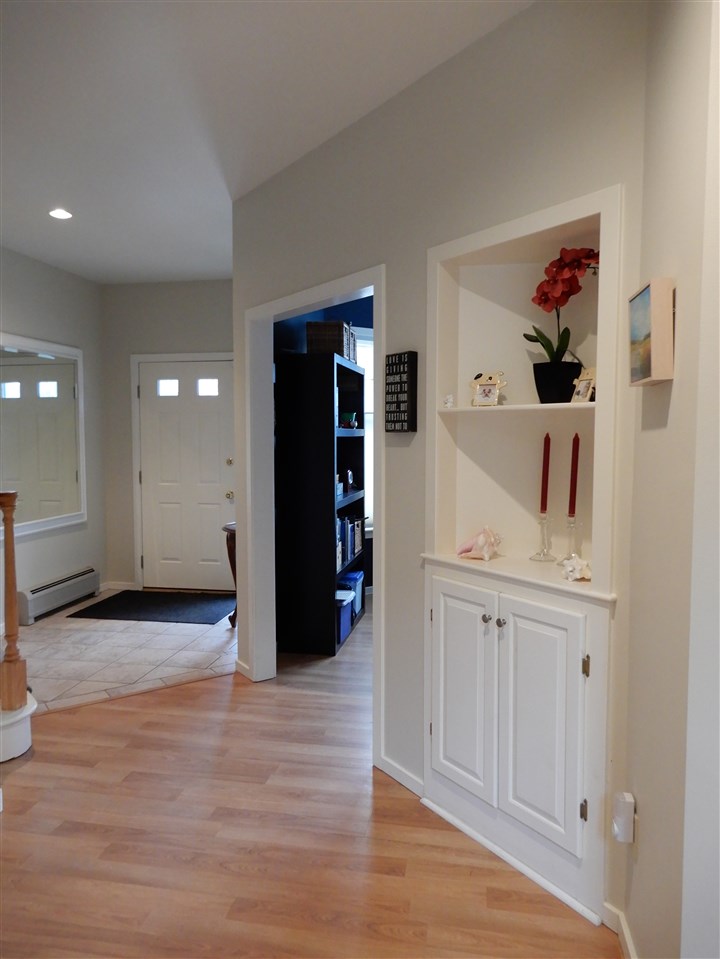 28 Eastman Farm Road Burlington, VT 05408 - Photo 10 of 40 Gallery Image 10
