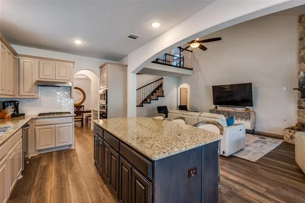 $569,990 | 6015 Liverpool Street, Aubrey, TX 76227