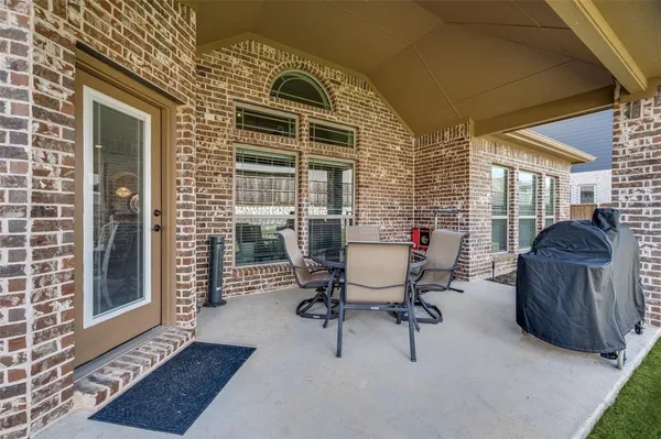 $569,990 | 6015 Liverpool Street, Aubrey, TX 76227
