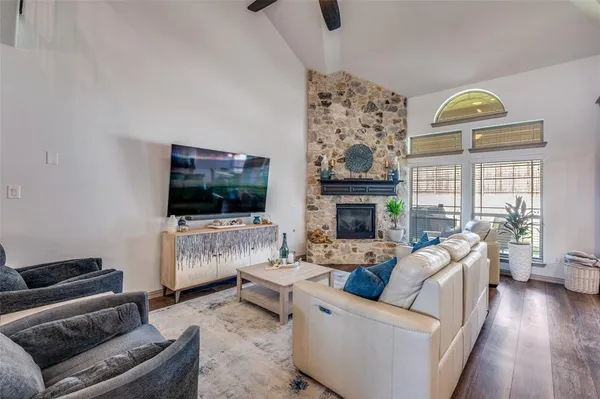 $569,990 | 6015 Liverpool Street, Aubrey, TX 76227