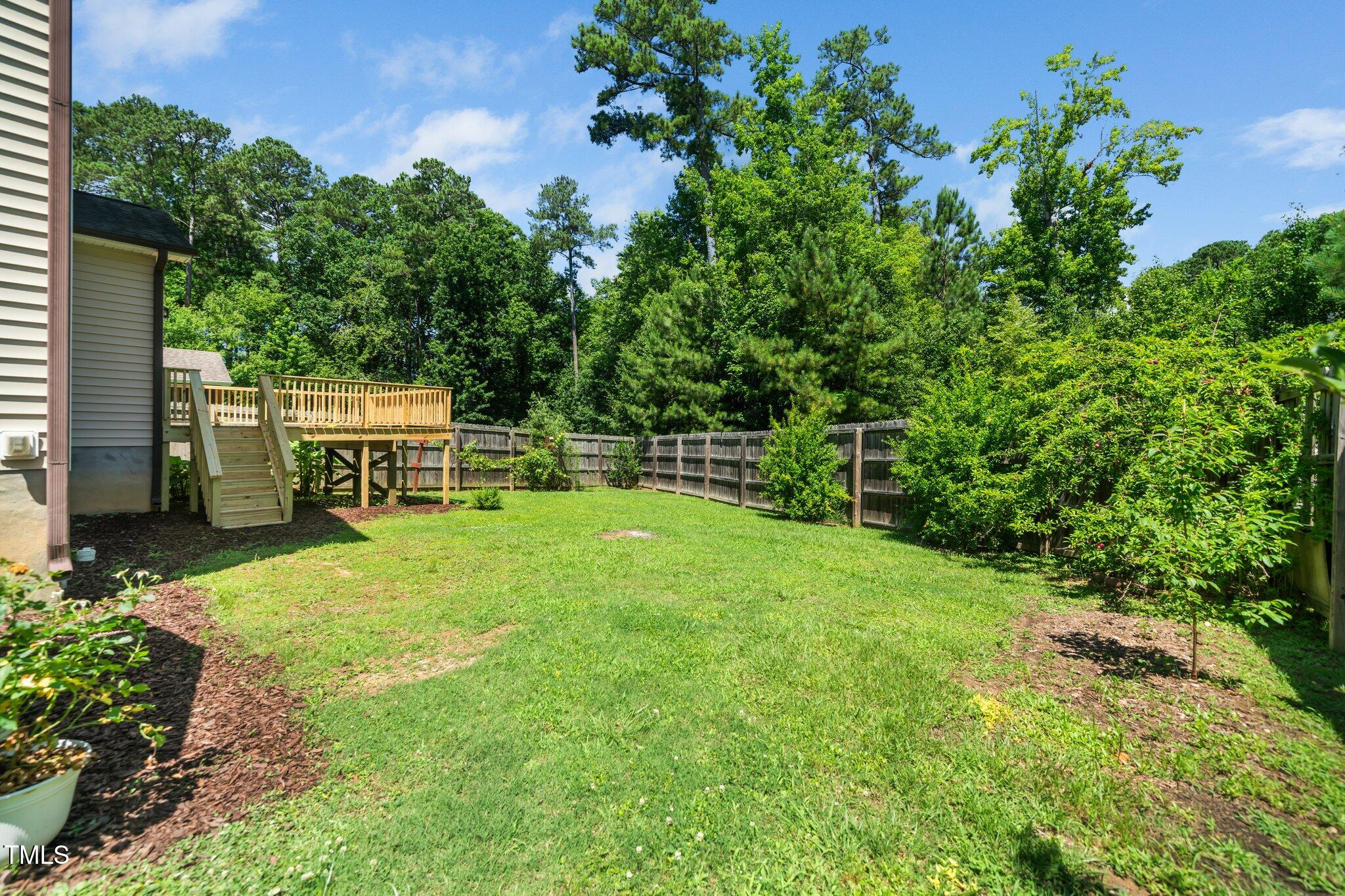 11612 Leesville Road Raleigh, NC 27613 - Photo 30 of 32 30-Bk Yard