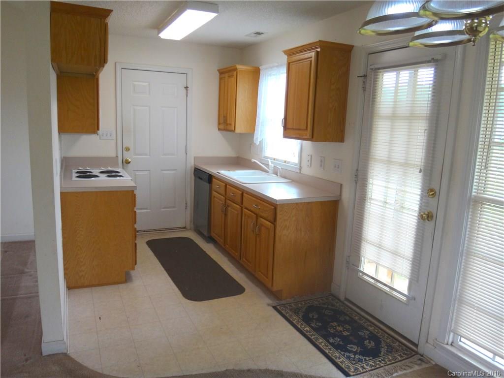 2409 Hunters Way Monroe, NC 28110 - Photo 6 of 18 Gallery Image 6