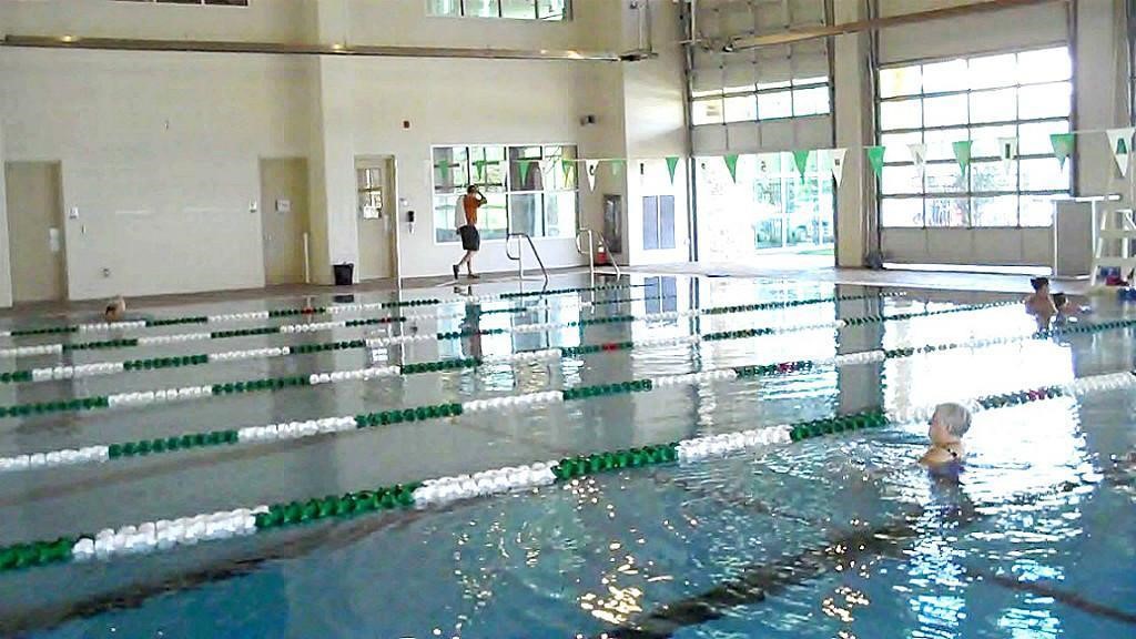 2611 Tangley Street Houston, TX 77005 - Photo 28 of 31 The Recreation Center located on Bellaire Blvd.