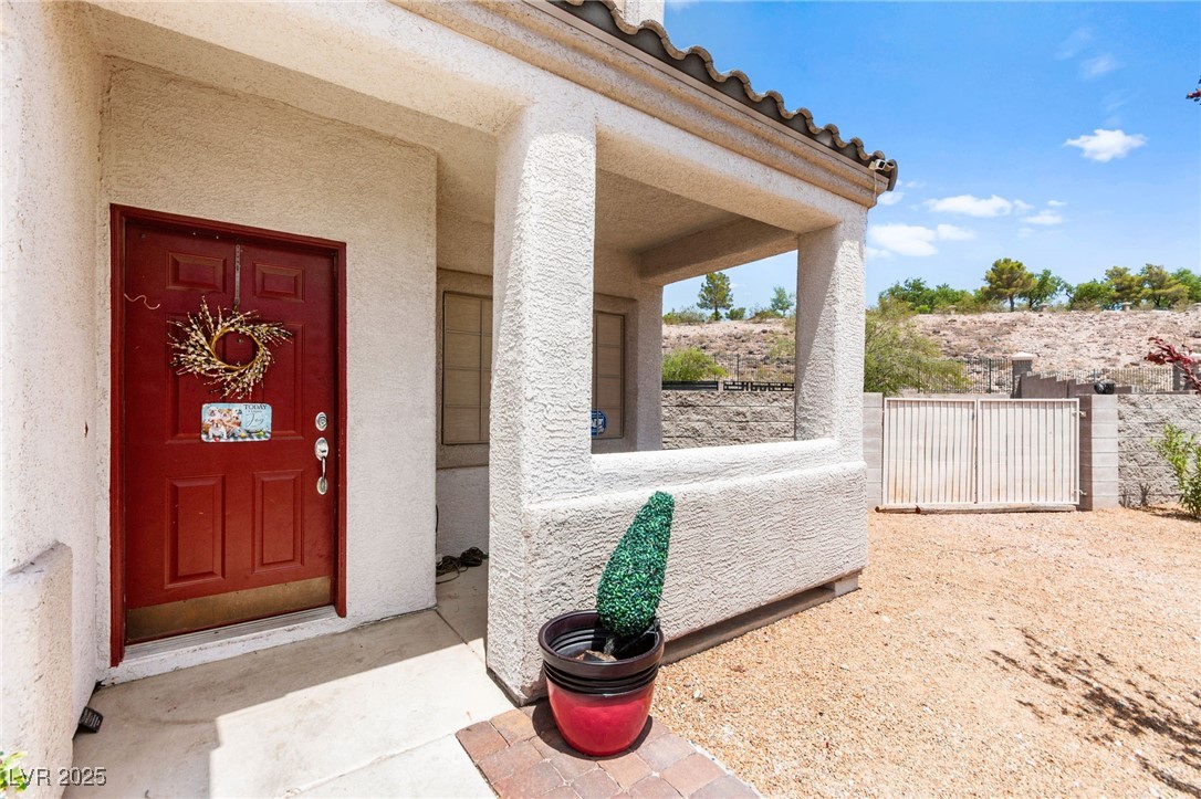 3169 Crystal Moon Road Henderson, NV 89052 - Photo 5 of 46