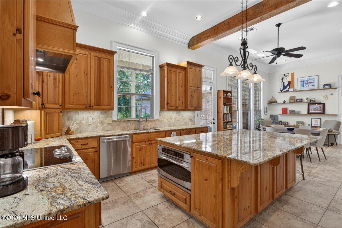1043 Stonegate Drive McComb, MS 39648 - Photo 13 of 41 12-HJ0A6615