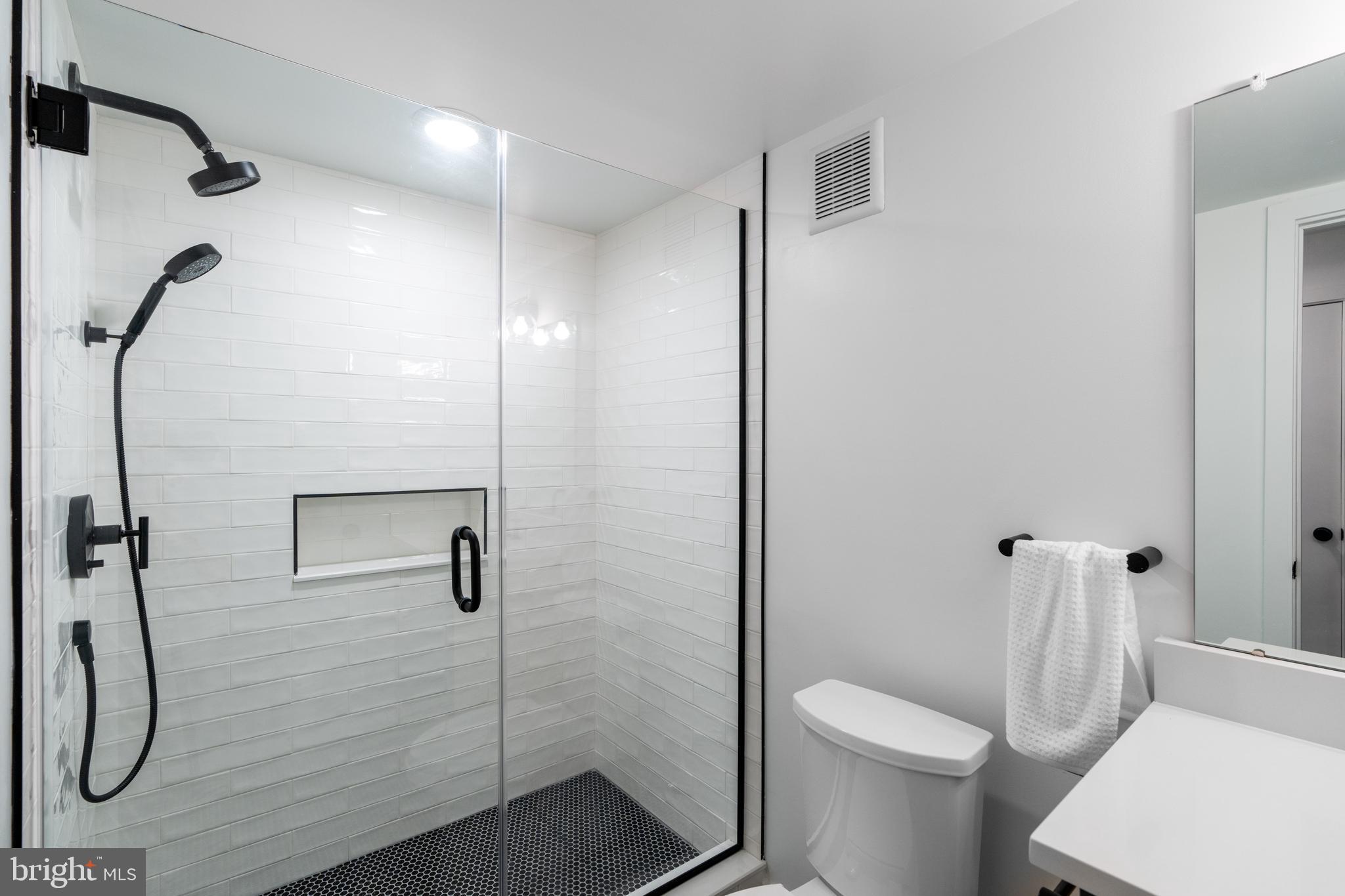 2345 Christian Street Philadelphia, PA 19146 - Photo 24 of 57