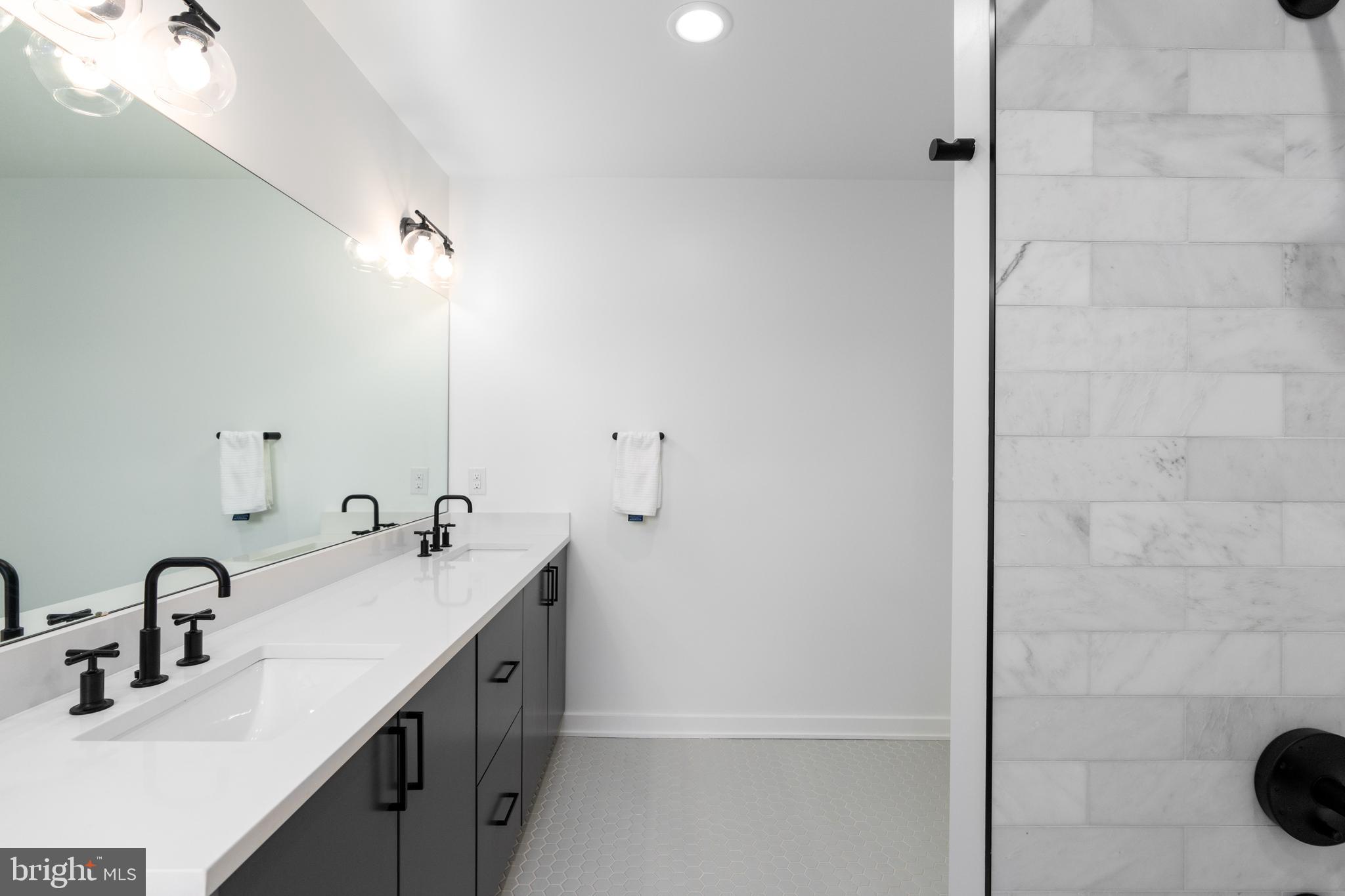 2345 Christian Street Philadelphia, PA 19146 - Photo 34 of 57