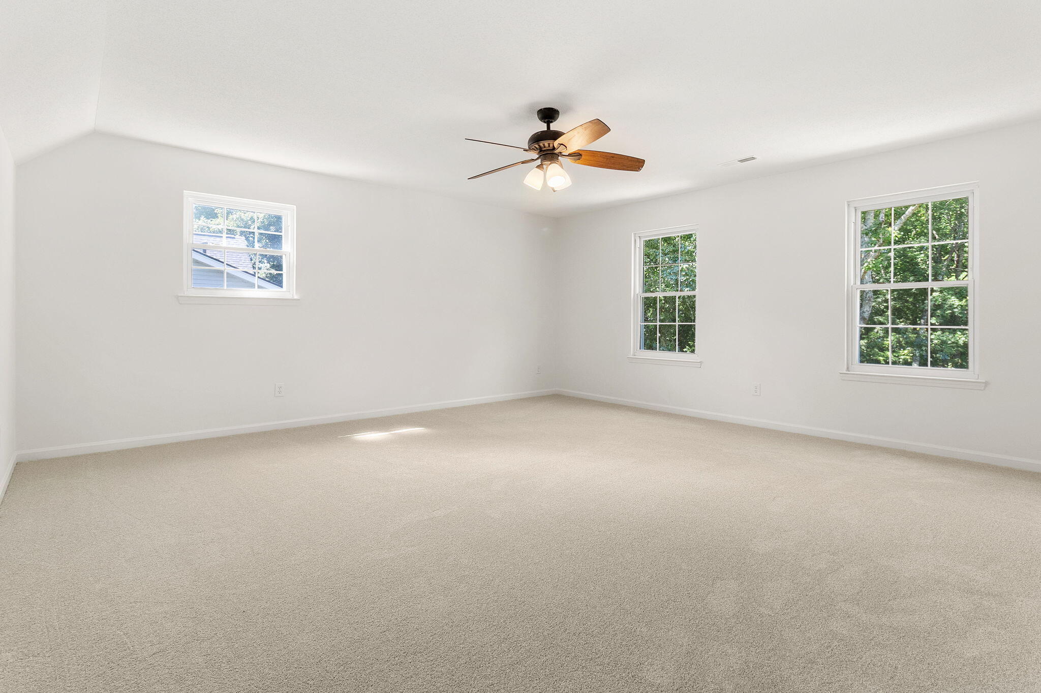 1808 Hidden Harbor Road Hixson, TN 37343 - Photo 36 of 73 upstairs bedroom 1