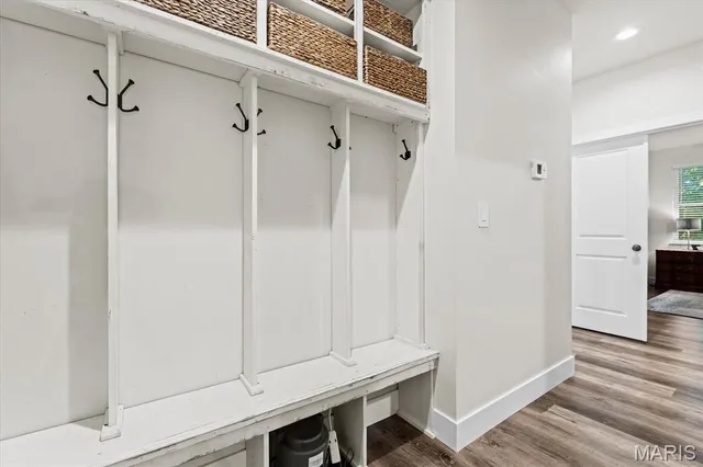 $549,900 | 6107 Chantilly Bend, Waterloo, IL 62298