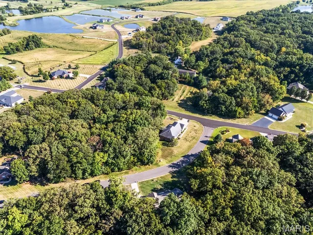 $549,900 | 6107 Chantilly Bend, Waterloo, IL 62298