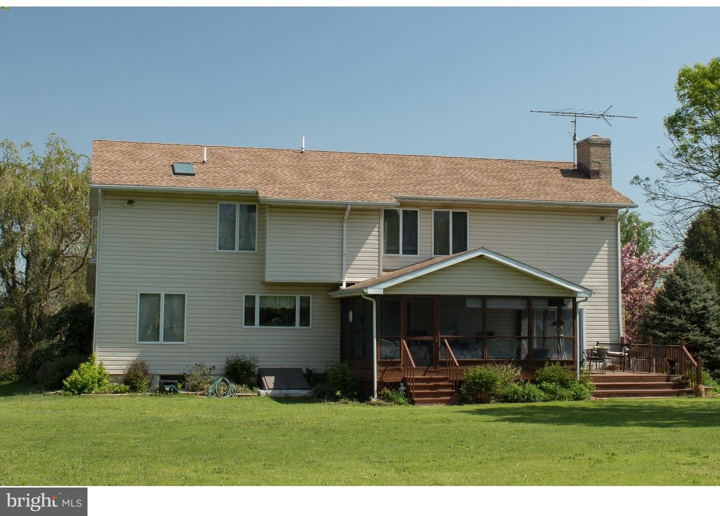 95 Roberts Road Nottingham, PA 19362 - Photo 2 of 25 Gallery Image 2