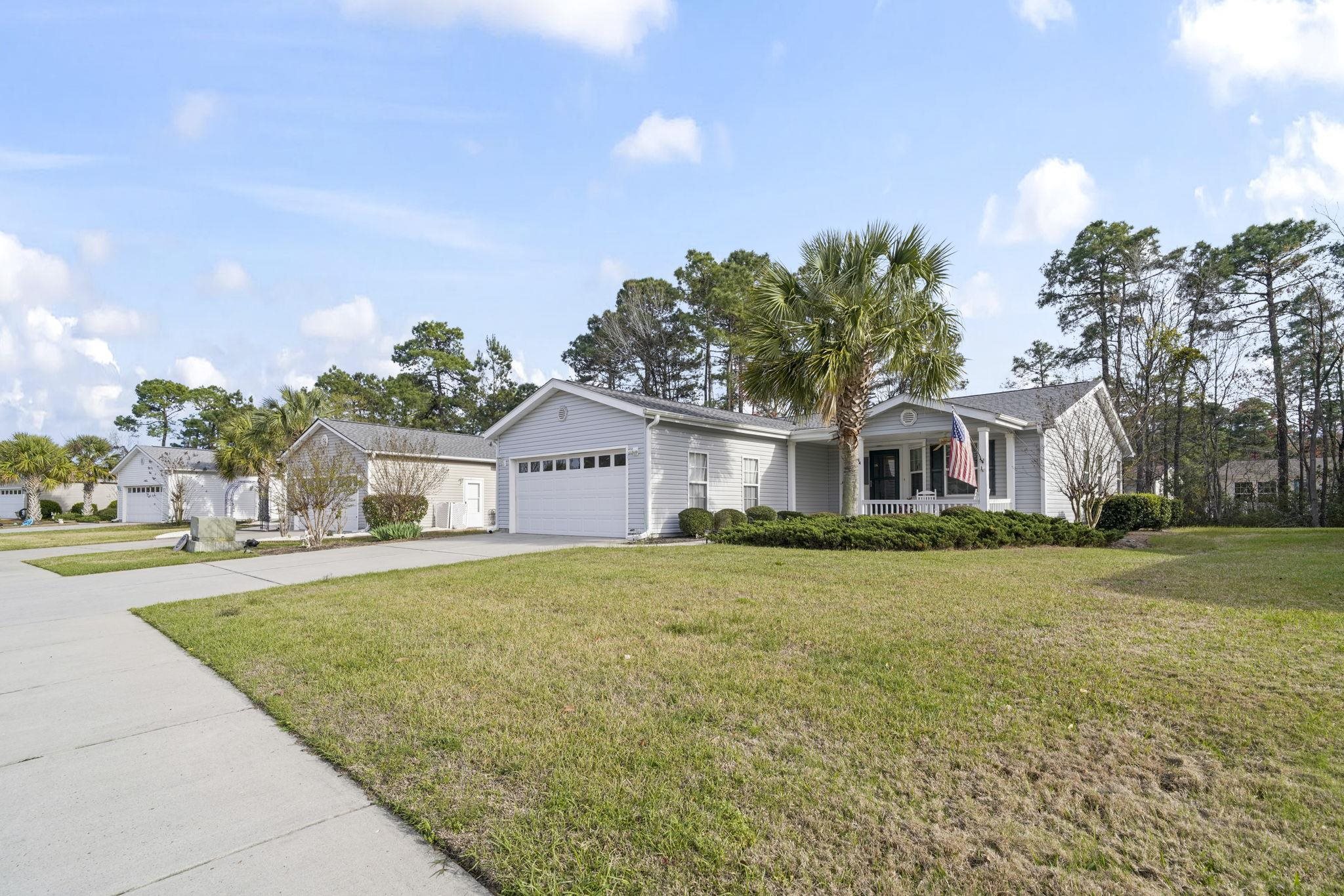 314 Walden Lake Road Conway, SC 29526 - Photo 2 of 40
