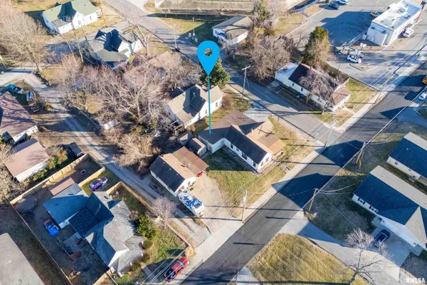 $150,000 | 201 North Vicksburg Street, Marion, IL 62959
