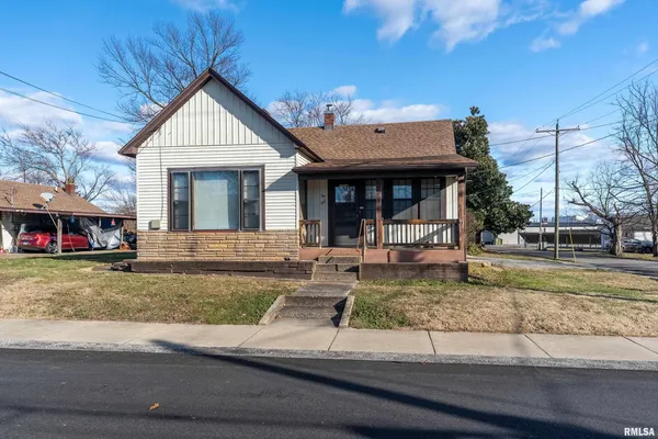 $150,000 | 201 North Vicksburg Street, Marion, IL 62959