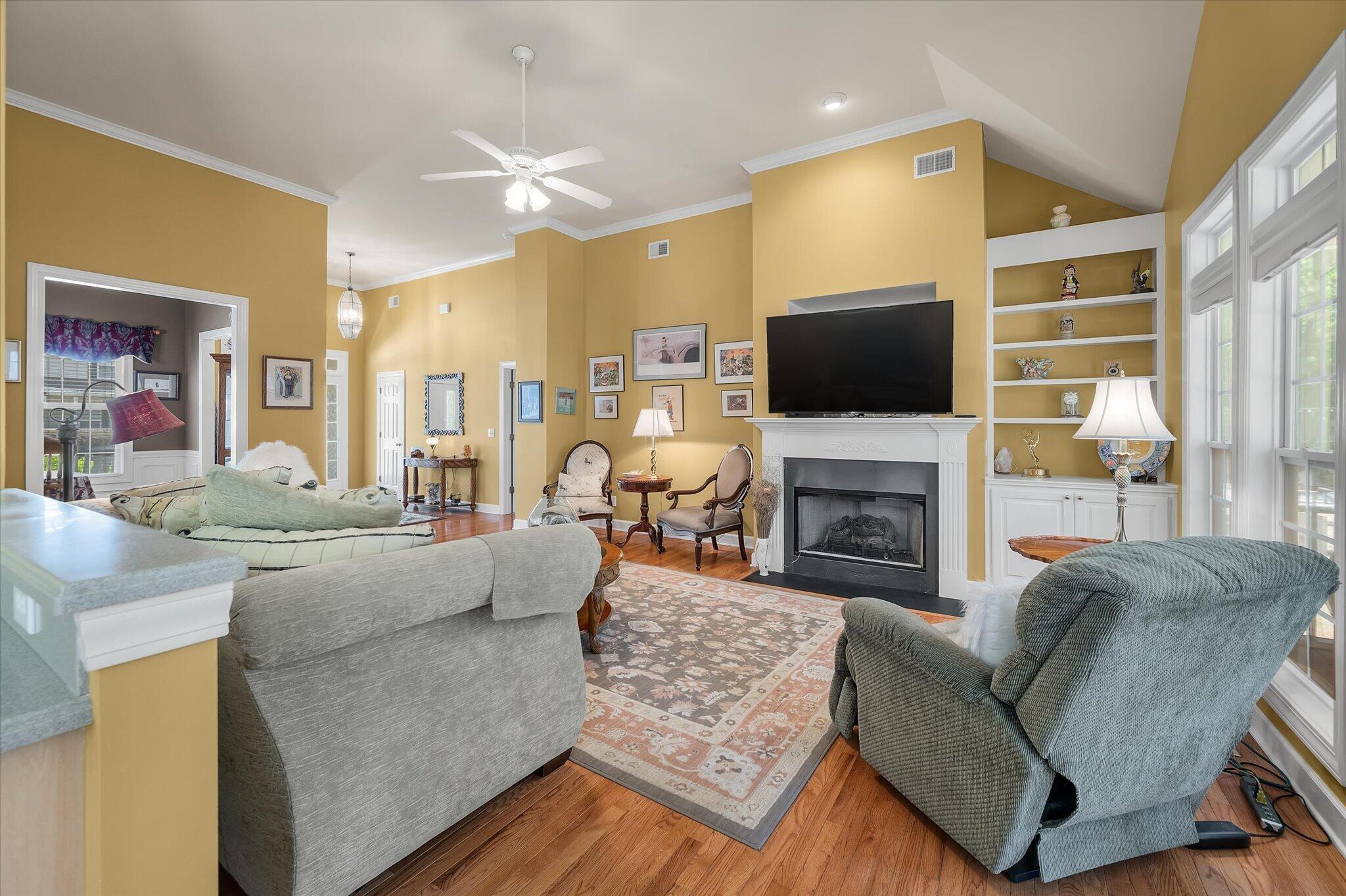 3525 Flowering Oak Way Mount Pleasant, SC 29466 - Photo 8 of 56