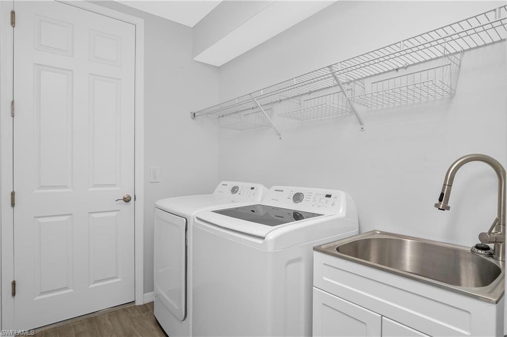 14559 Edgewater Circle Naples, FL 34114 - Photo 19 of 49