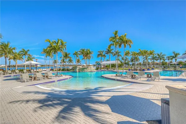 $519,000 | 14559 Edgewater Circle, Naples, FL 34114