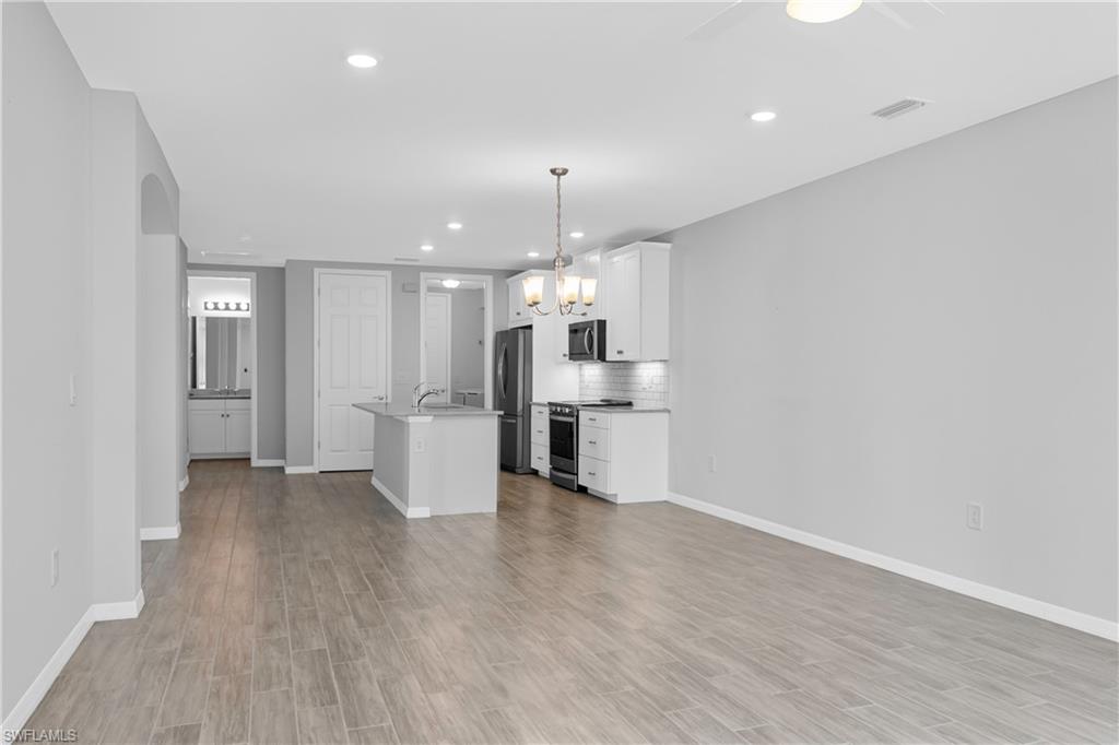 14559 Edgewater Circle Naples, FL 34114 - Photo 7 of 49