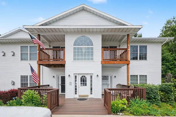 $189,900 | 1025 East Lincoln Street, East Tawas, MI 48730