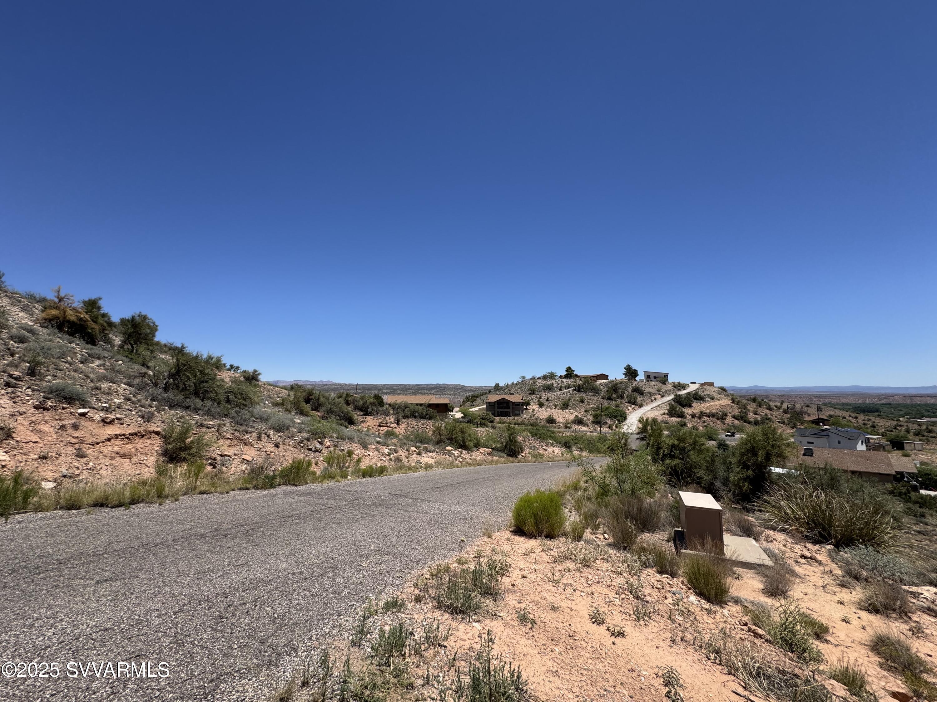 251 New Venture Road, Unit 19 Clarkdale, AZ 86324 - Photo 6 of 12 IMG_4618