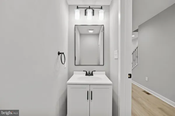 $2,200 | 1709 North Wolfe Street, Baltimore, MD 21213